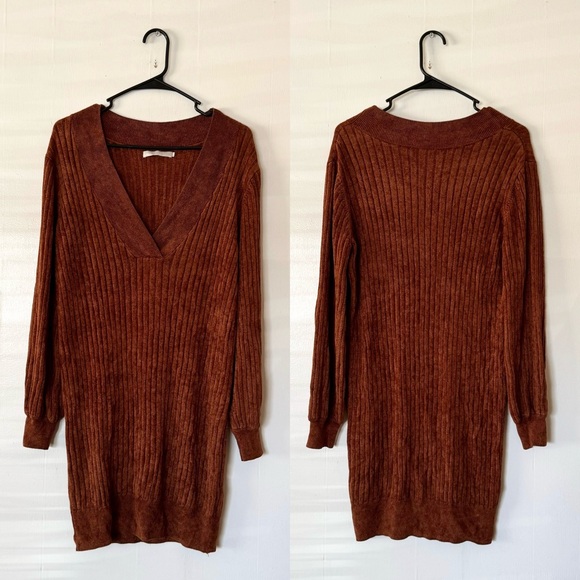 One Grey Day London Veloutino Dress in Canyon - Picture 2 of 5